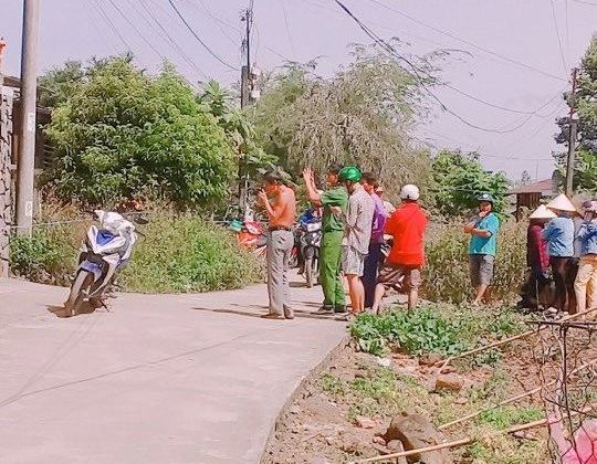 Nghi án chồng sát hại vợ dã man rồi tử tử - 2