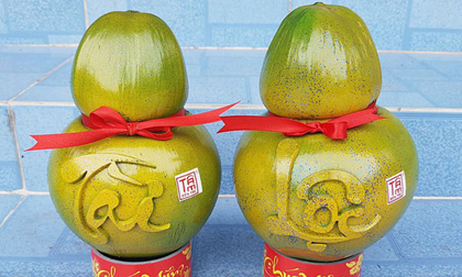 Trái cây 'độc', lạ sẵn sàng đón Tết