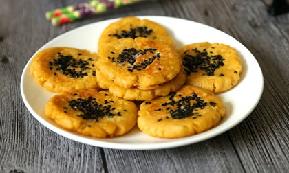 Thêm một biến tấu cho món bánh khoai lang chiên thơm ngon nóng hổi