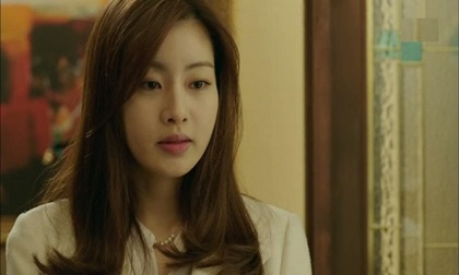 Không ngờ khi tình thế nguy cấp như vậy rồi mà chồng vẫn nghi ngờ tôi lừa dối anh để lấy tiền