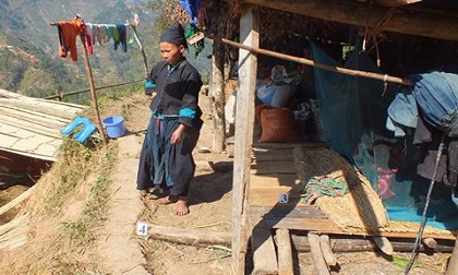 Chồng đánh vợ giữa đám đông, về nhà bị tử vong ngay