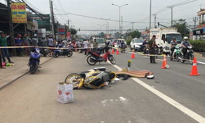 Mẹ tử vong trong tư thế ôm con gái vào lòng sau va chạm giao thông
