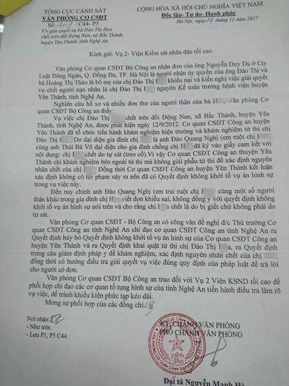 Vụ khai quật tử thi chết từ 5 năm trước: Công an làm việc với người thân - 2