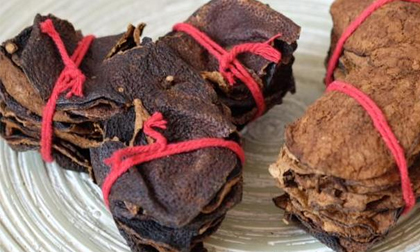 Vỏ quýt chôn đất 6 năm, 6 triệu/kg: Kho cá ăn Tết