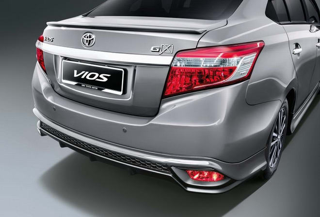 Toyota Vios 2018 bản thể thao giá 533 triệu đồng - 2