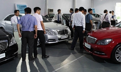 Kinh nghiệm mua sắm ô tô dịp cận Tết