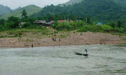 Bé trai 3 tuổi mất tích bí ẩn sau khi bà ngoại ra ngoài 30 phút