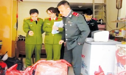 Liên tiếp bắt giữ thực phẩm bẩn: Nỗi lo an toàn thực phẩm cận Tết