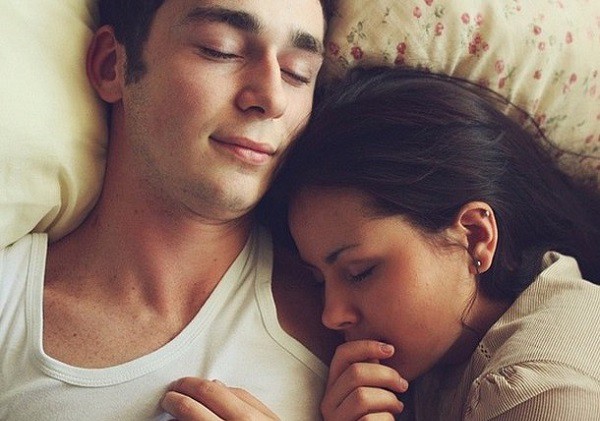 Sốc khi đọc được những dòng tin nhắn mắng mỏ bố mẹ tôi của chồng - Ảnh 1.
