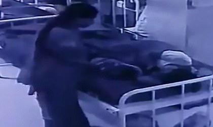 Người lạ 'qua mặt' sản phụ, bế đứa trẻ mới sinh trong đêm không ai hay biết