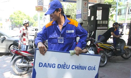 Người dân chú ý: Xăng có thể tăng giá rất mạnh vào chiều nay