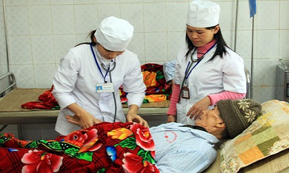 Những bệnh thường gặp ở người cao tuổi khi trời lạnh