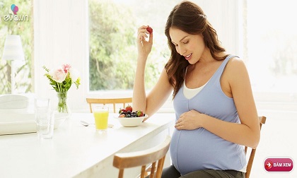 Nước cam tốt nhưng mẹ bầu tuyệt đối đừng uống vào thời điểm này kẻo thai nhi kiệt quệ, mẹ dễ sinh non 