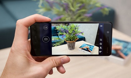 Nokia được đồn phát triển smartphone với 5 camera phía sau