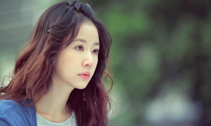 Tôi còng lưng kiếm tiền mua bỉm sữa cho con, còn chồng tối ngày lo chiêu đãi bạn bè