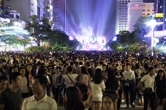 Chung kết U23 Việt Nam: 10 màn hình “khủng” ở Sài Gòn phục vụ người xem - 1
