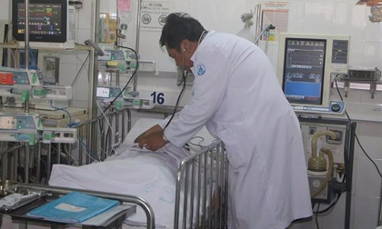 Học sinh nghi uống trà sữa bị ngộ độc đã qua đời