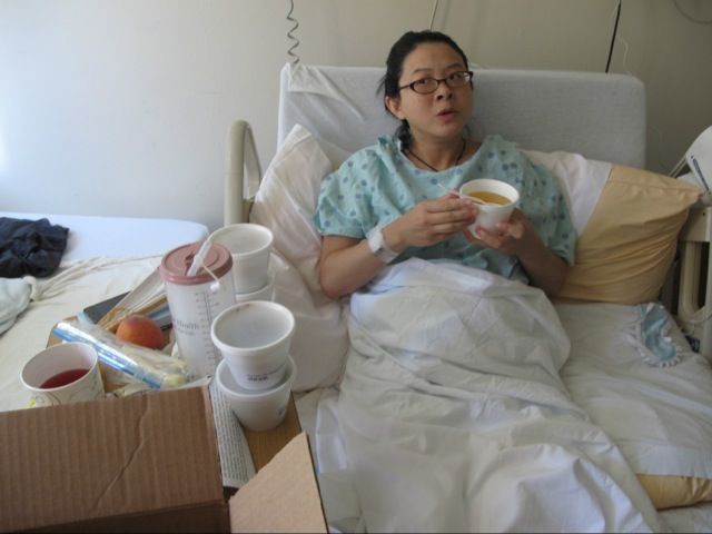 Đừng gội đầu theo những kiểu này: Nguy hại vì có thể khiến bạn bị méo mồm, lệch mặt, thậm chí là đột quỵ