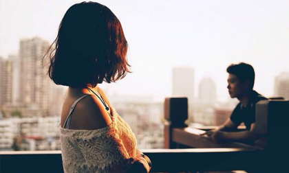 Chồng yêu thương vô bờ bến, nhưng tối ngày tôi chỉ nhớ mong anh… đồng nghiệp