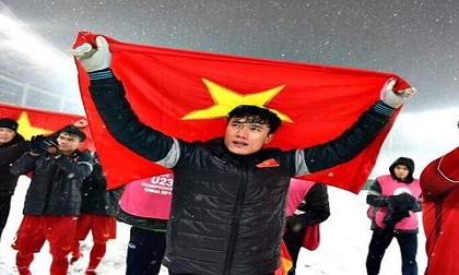 Thủ môn Bùi Tiến Dũng viết tâm thư xúc động gửi người hâm mộ Việt Nam