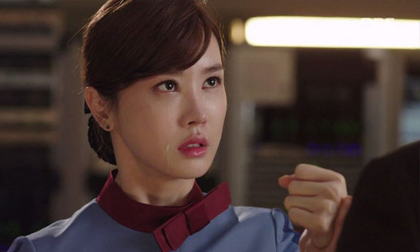 Mỗi ngày tôi đi làm thêm, vợ đều đánh dấu chéo trên tờ lịch rồi cuối tháng tra hỏi