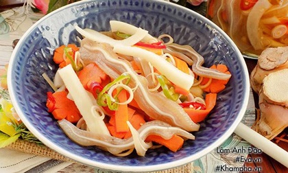 Tai heo ngâm củ cải giòn ngon, ăn chơi đã miệng