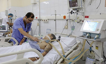 Lo ngại gia tăng tình trạng ngộ độc rượu trong dịp Tết