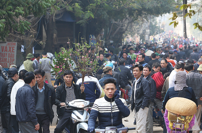 5 phien cho dam khong khi tet khong nen bo lo o ha thanh hinh anh 5