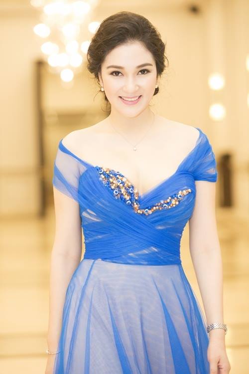 Hoa hậu Nguyễn Thị Huyền tái xuất khác lạ sau 13 năm đăng quang - 10