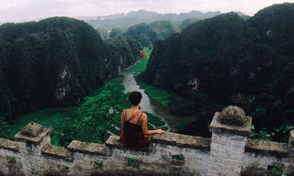 Khách Tây mê mẩn 'Vạn Lý Trường Thành Việt Nam' ngay gần Tam Cốc - Tràng An