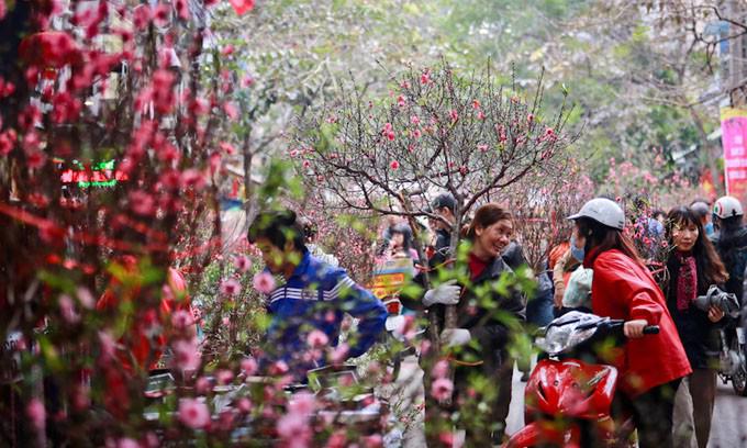 ha noi don them mot dot khong khi lanh nhung ngay giap tet, troi chuyen mua ret - 1