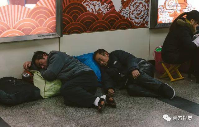 cuoc dai di cu tq: gia ret 2 do c khong ngan duoc nhung trai tim ve nha don tet - 2