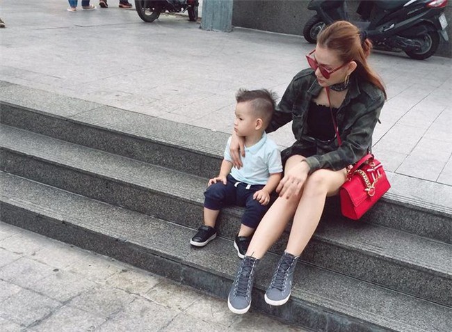 chia se sau hon nhan tan vo cua ca si thu thuy khien fan xot xa hinh anh 3