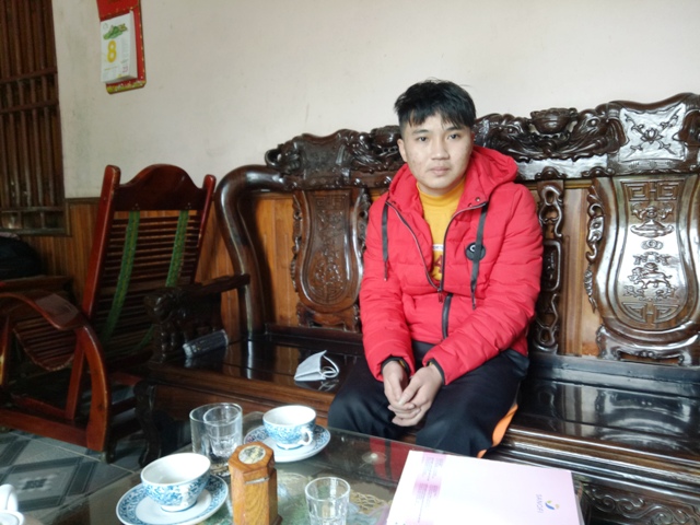 dam tang dam nuoc mat cua nam sinh vien cuu nguoi duoi nuoc hinh anh 2
