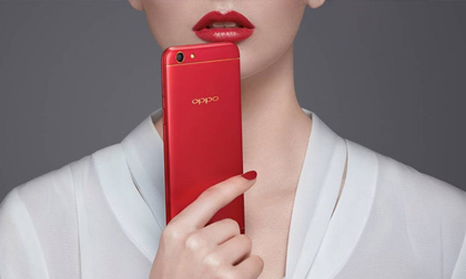 Chọn smartphone màu đỏ cho đầu năm may mắn