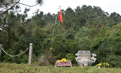 Hình ảnh cảm động ở khu mộ Đại tướng mùng 1 Tết