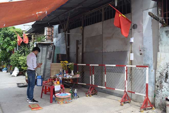 Vụ thảm sát 5 người: Con hẻm buồn mãi không có Tết! - 1
