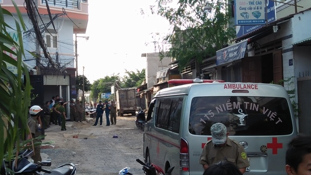 Thanh niên tử vong sau khi lao ra khỏi phòng trọ ở Sài Gòn - 1