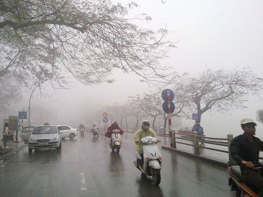 thoi tiet ngay lam viec dau tien nam mau tuat: ha noi mua phun, tp.hcm nang nong - 1