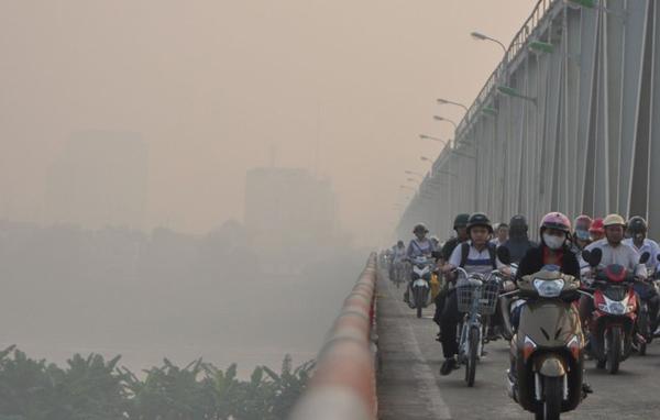 tin moi thoi tiet 24/2: cuoi tuan ha noi co suong mu vao sang som, trua troi hung nang - 1