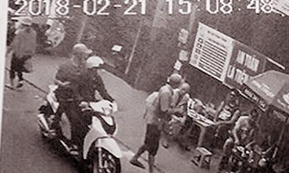 Truy tìm 2 đối tượng cướp tài sản Việt kiều Đức ở phố Tây