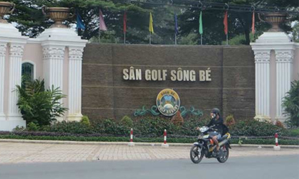 Mâu thuẫn rồi đâm chết bạn sau trận golf ở Bình Dương