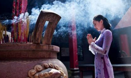 Đi chùa đầu năm đừng cầu xin những điều này, phạm phải là đắc tội với Thần Phật, đen đủi đeo bám cả năm