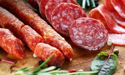 Bà nội trợ khôn ngoan sẽ không bao giờ rước về 7 loại thực phẩm 'quen mặt' ở siêu thị