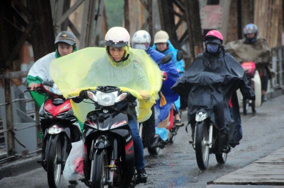 tin moi thoi tiet 27/2: ha noi mua phun va nom am keo dai, tp.hcm nang gat - 1