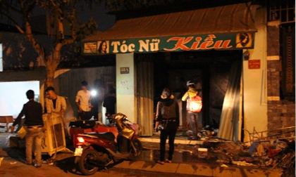 Căn nhà khóa trái cửa phát hỏa dữ dội, đôi nam nữ chết cháy thương tâm