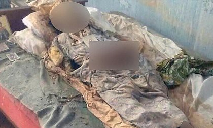 Phát hiện bà lão sống cùng xác khô của mẹ suốt 30 năm trong căn hộ cũ nát tại Ukraina