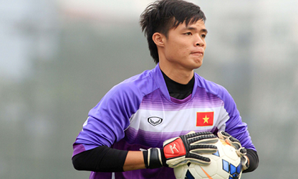 Gia cảnh thủ môn U23 Việt Nam: Mẹ ung thư phổi, cha không thể lao động