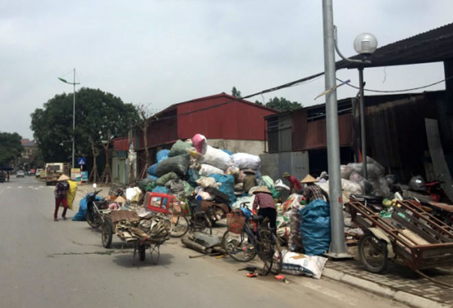 Trở lại “làng tỷ phú đồng nát” sau vụ nổ đầu đạn kinh hoàng cách đây 2 tháng - 1