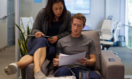 Cuộc sống bình dị của cặp vợ chồng bạc tỷ Mark Zuckerberg và Priscilla Chan